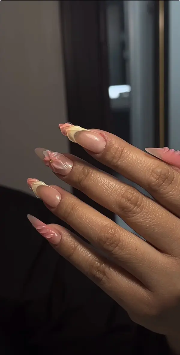 Pastel swirl tips
